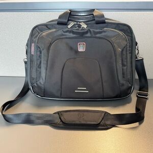 Tumi Laptop Messenger Bag Black - Carry On Luggage